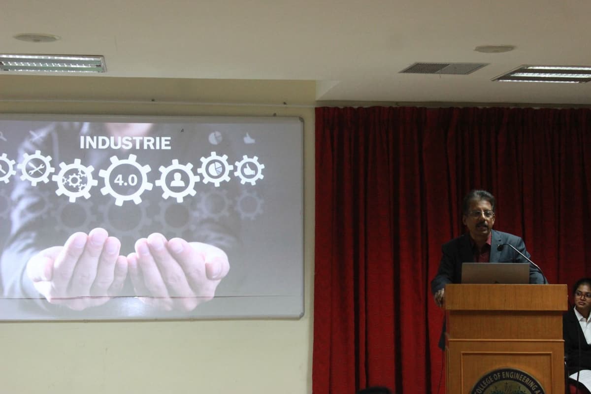 Dr. Sundararaman at Industry Academia Conclave 2024, LICET Chennai