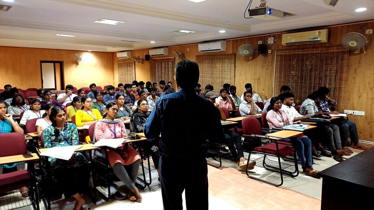 Packed classroom of B.Tech Petroleum Engineering students at Anna University CSDC session