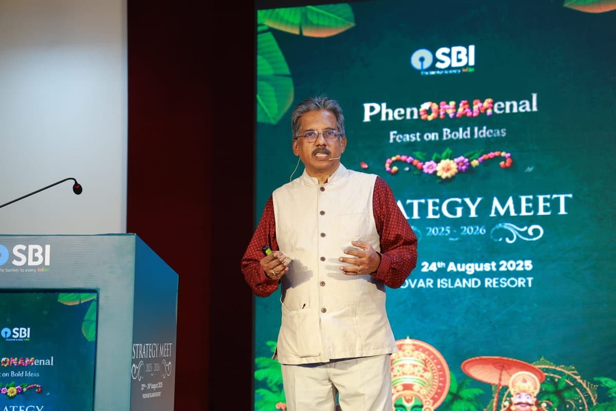 Dr. Sundararaman speaking at SBI PhenONAMenal Strategy Meet, Poovar Island Resort