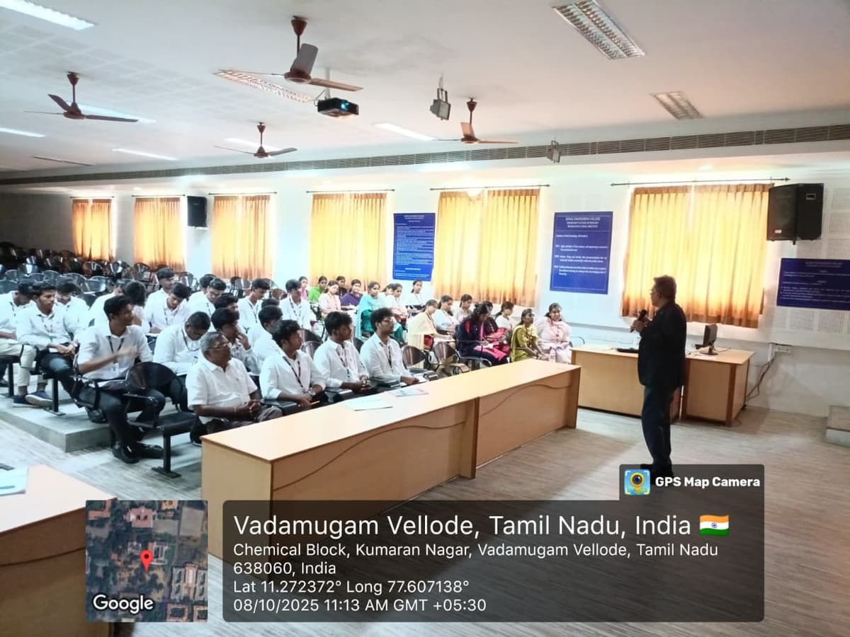 Students attentively listening during Industry 4.0 session at Kongu Engineering College