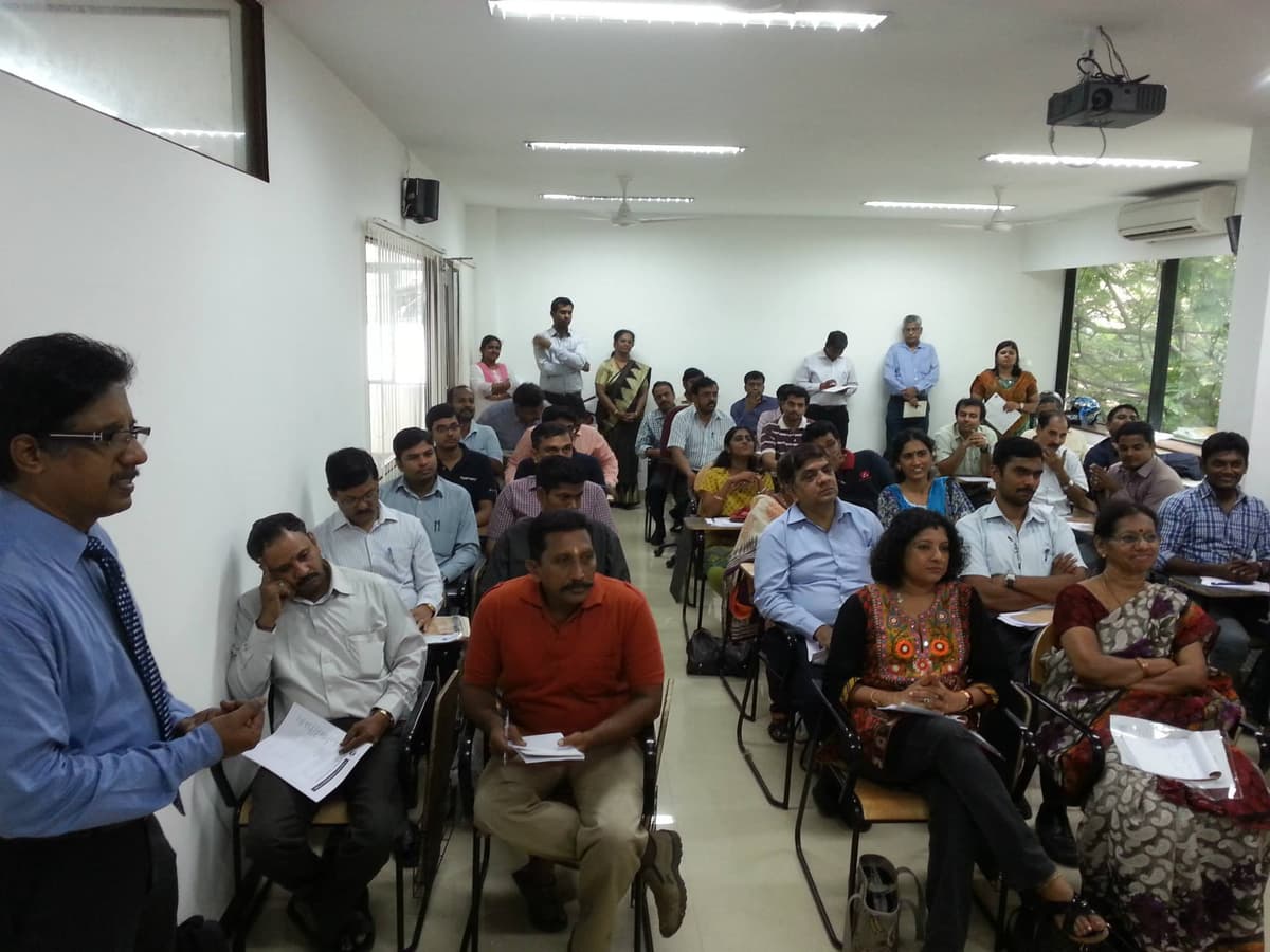 Dr. Sundararaman addressing 38 Speechcraft participants at MMA classroom