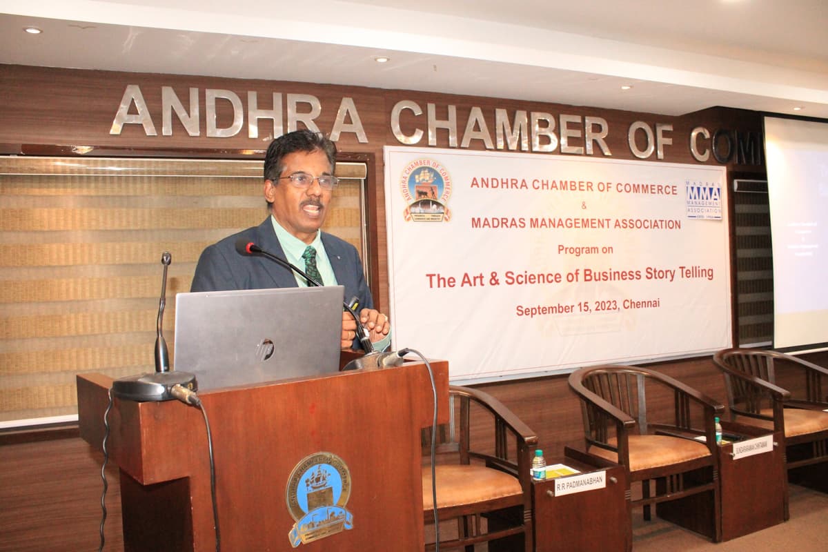 Dr. Sundararaman delivering Business Storytelling presentation at MMA and Andhra Chamber event